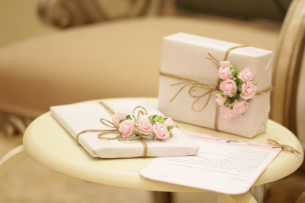Personalizowane prezenty ślubne na fali popularności