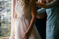 Kobiece, eleganckie i pene uroku sukienki na wesele w rozmiarze plus size